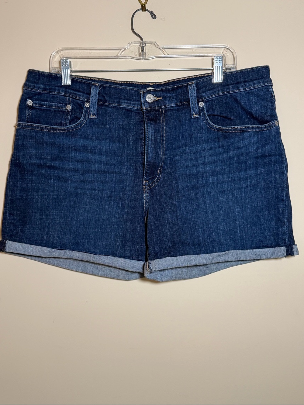 Levi’s Mid Length Denim Shorts Women’s 33 Dark Wash Cuffed Stretch Jean